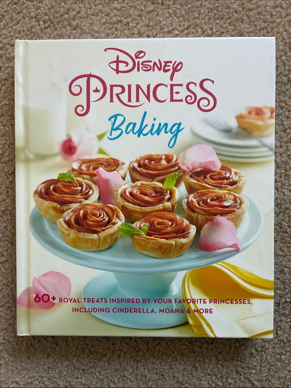 Book “Disney Princess Baking”
